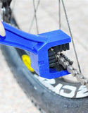 Dropdash motorcycle chain cleaning tool for effective bicycle chain maintenance and cleaning